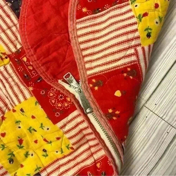 Vintage 70’s quilted patchwork sleeping bag - Picture 3 of 5